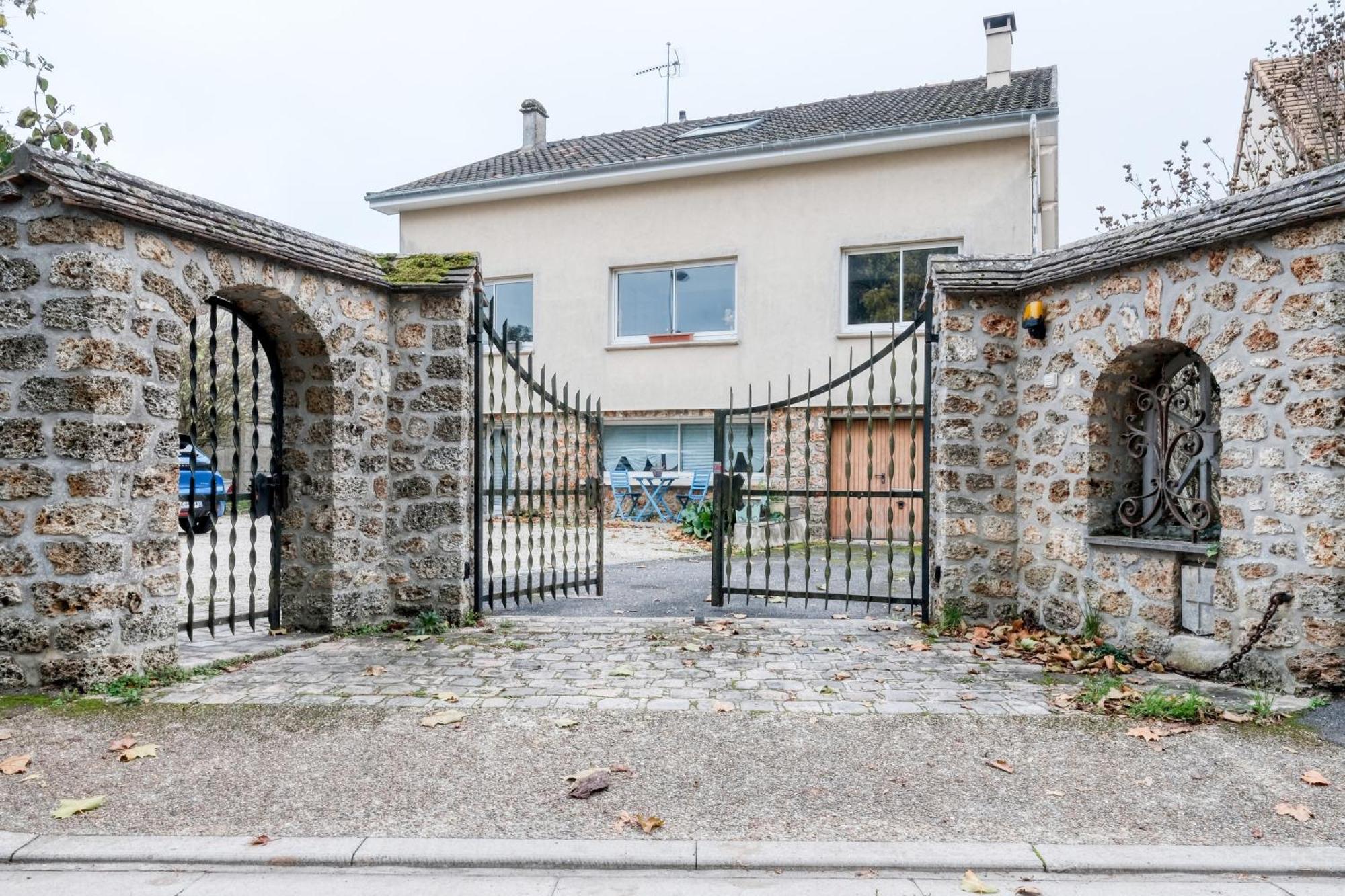 Studios De L'Etang Du Perray Le Perray-en-Yvelines Zewnętrze zdjęcie